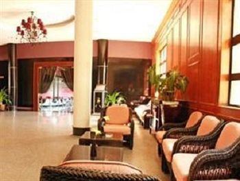 Holiday Hotel Phnom Penh Bagian luar foto
